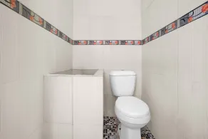 OYO 95170 Purnama Baru Syariah - Bathroom