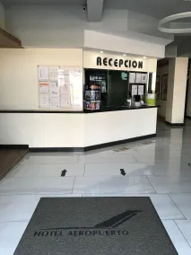 Hotel Aeropuerto - Recepción
