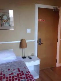 Queen West Jazz Stay - Room