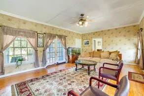 10 Min to Lake! 10 Min to DT Tyler! - Interior