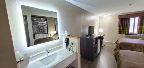Super 8 by Wyndham Paris - Chambre