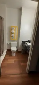 Feather Factory Hotel - Bathroom