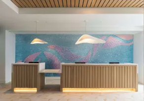 The Singer Oceanfront Resort, Curio Collection by Hilton - Réception