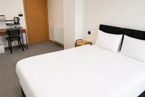 New Green Airport Hotel & Restaurant - Room