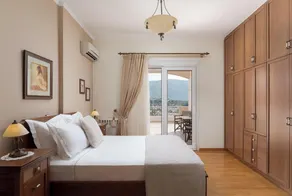 Ema's Guest House - Room