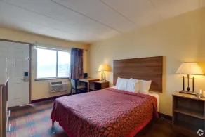I-80 Inn & Suites - Chambre