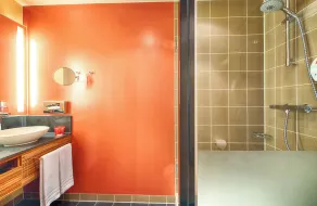 Leonardo Hotel Berlin Mitte - Bathroom