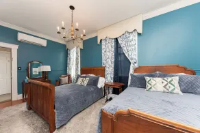 The Benchmark Inn - Rom