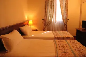 Meditur Hotel Bologna - Chambre