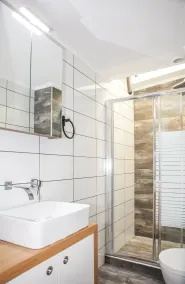 Loft secret, à 2 minutes à pied de la plage, High Tech - Salle de bain