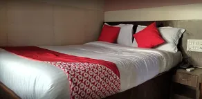 FabHotel Royal Residency Kurla - Room