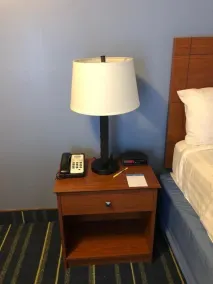 Days Inn by Wyndham Breezewood - Zimmer