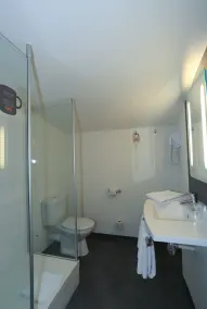 ibis Aurillac - Bathroom