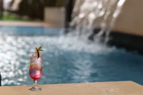 Royal Regency Hotel - Basseng