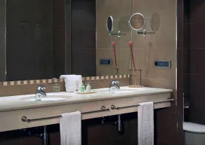 NH Andorra la Vella - Bathroom