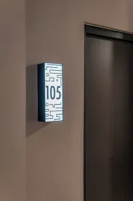 Hotel MID Project - Room