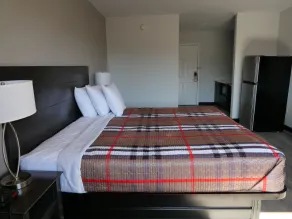 Hilltop Express Inn - Room