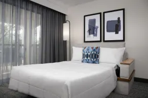 Courtyard by Marriott Orlando East/UCF Area - Habitación