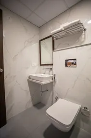 Hotel Silver Cle Hitech City Madhapur - Banheiro