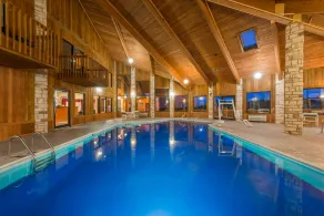 Baymont by Wyndham Metropolis - Pool