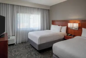 Courtyard by Marriott Nashville Airport - Chambre