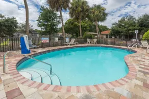 Days Inn by Wyndham Sarasota I-75 - Piscine