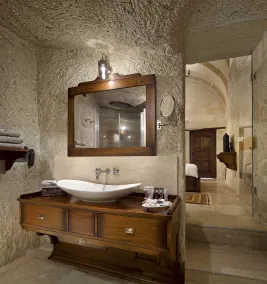 Seraphim Cave Suites & SPA - Bathroom