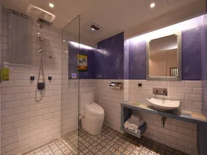 DG Hotel - Bathroom