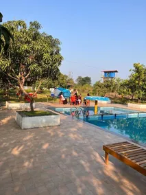 NAvghar Nature Village Reosrt  - Piscine