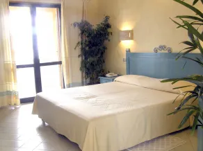 TH Costa Rei - Free Beach Resort - Rom