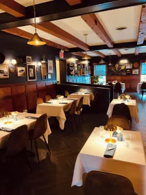 The Aurora Inn  - Restaurang