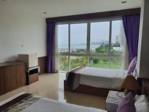 Sunday Sand Beach Pattaya - View from room
