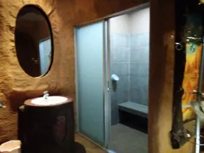 The Adventure Hotel - Bathroom