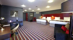 Village Hotel Swindon - Habitación