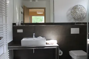 Steigerwald-Apartments - Badezimmer