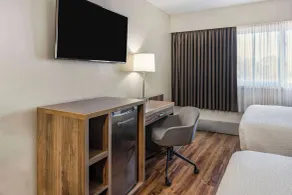 Days Inn by Wyndham Victoria On The Harbour - Chambre