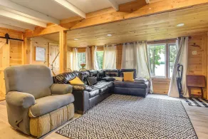 Glamping Getaway at Lake Carmi Cabin! - Innenbereich