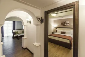 Epoque Hotel - Relais & Chateaux - Room