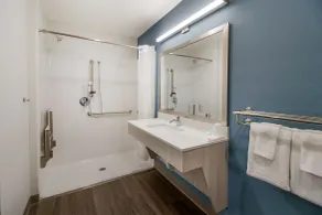 WoodSpring Suites Dearborn Detroit - Salle de bain
