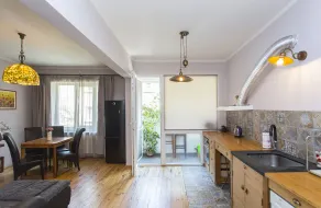 Colorful 2BDR Apartment in the City Center - Innvendig