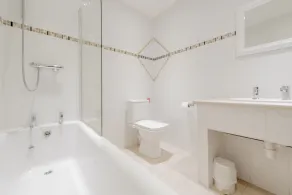 Best Western Bradford Guide Post Hotel - Bathroom