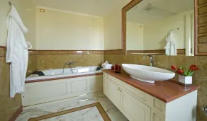 Miramare Hotel - Bathroom