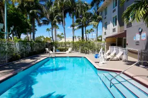 Sleep Inn & Suites Ft Lauderdale International Airport - Piscine