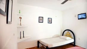 Hostal Dumbira - Room