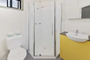 Victoria Village - Bathroom