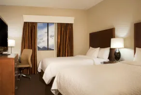 Embassy Suites by Hilton Flagstaff - Chambre