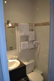 Hôtel Les 4 Salines - Salle de bain