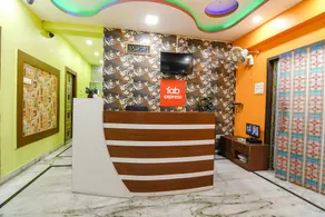 FabHotel Nest - Reception