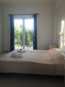 Room in Studio - Amazing 1 bed room apartment Banos and Swimming Pool - Room