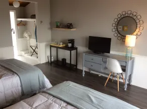 The Iona Heights Inn - Chambre